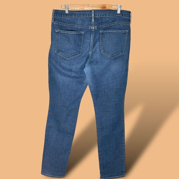 Old Navy Original Midrise‎ Jeans Medium Wash Fading Size 12 Short Casual Denim - Picture 3 of 8